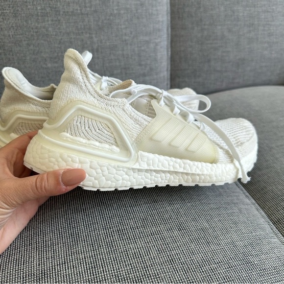 Adidas Ultra Boost 19 Sneakers Shoes Triple White Lace Up Slip On Size 7 Men’s - Picture 6 of 10